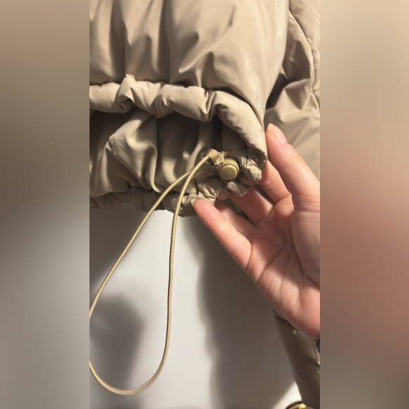 Lululemon Wunder Puff Super-Cropped Jacket
Trench - 14 - W4CB8S - Picture 11 of 16